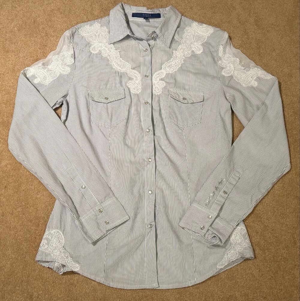 GUESS Los Angeles Women Size M Pinstripe Lace Sheer Trim Western Snap Shirt Blue